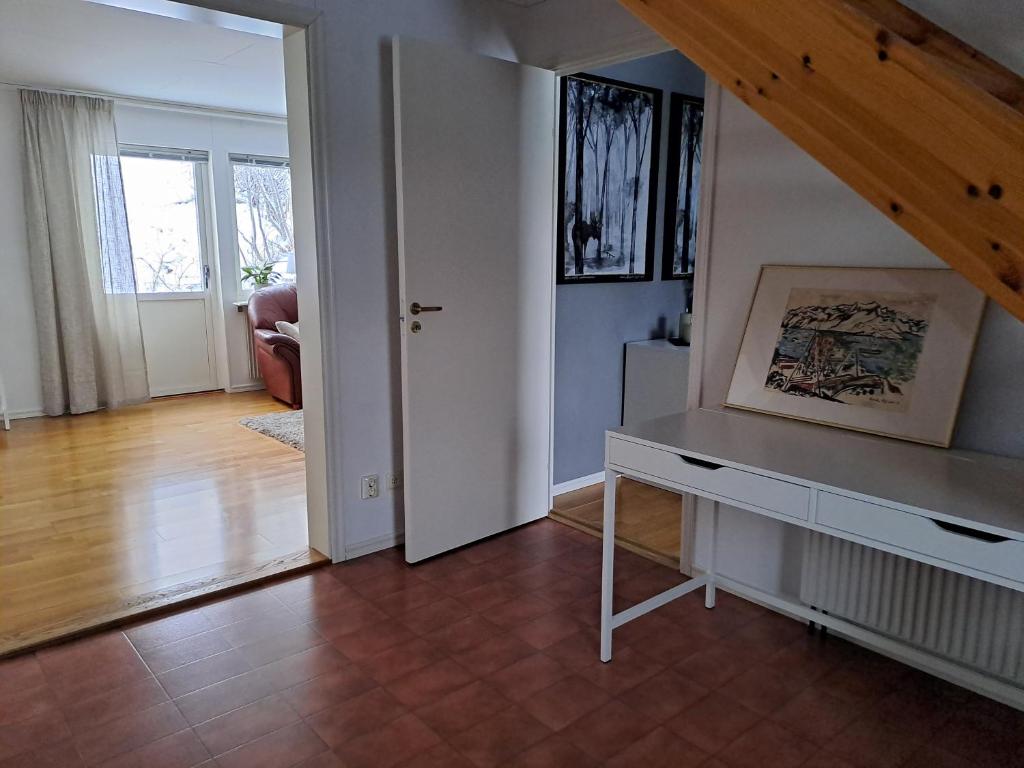 House in Trångsund, 15 min south of Stockholm, free parking, photo 1