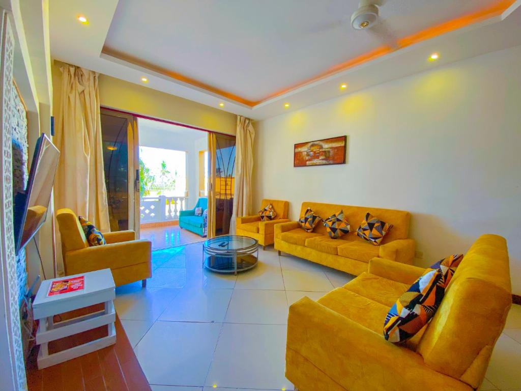 Raha Beachfront Apartment Mombasa shanzu with beautiful sea view photo 4
