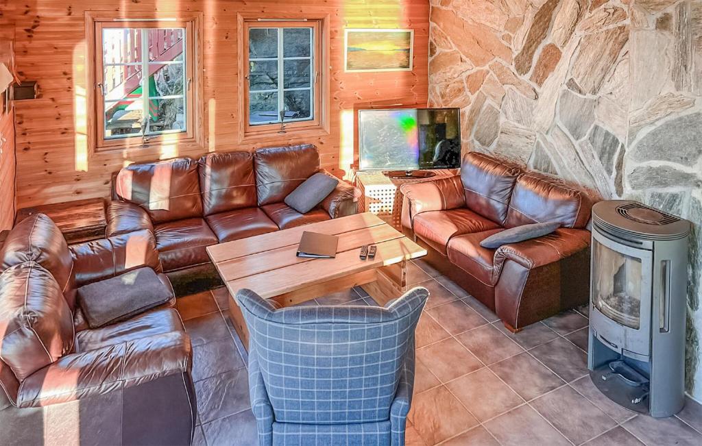 3 Bedroom Pet Friendly Apartment In Sjernary photo 1