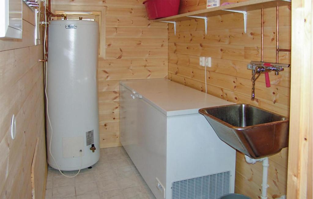 3 Bedroom Pet Friendly Apartment In Sjernary photo 4