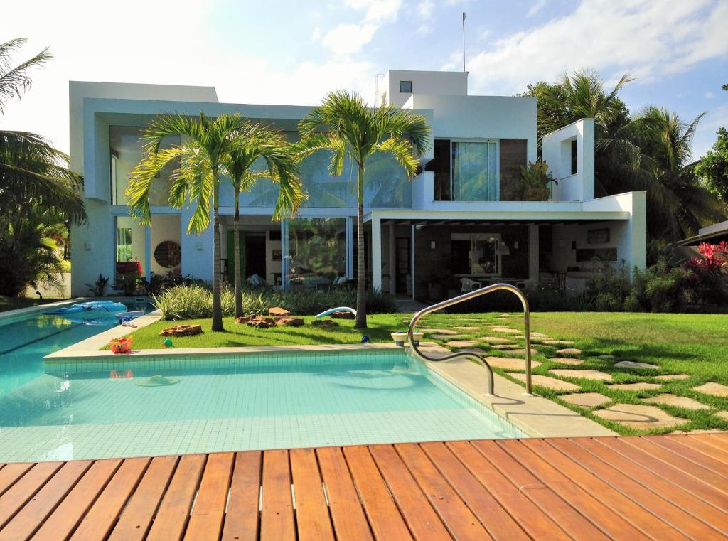 Casa de Praia em Interlagos - 4 suítes a poucos metros do mar photo 3