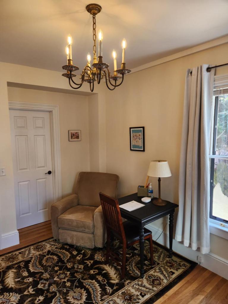 Davis Square Inn photo 2