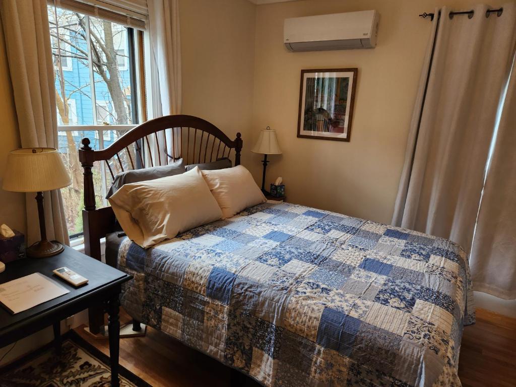 Davis Square Inn photo 3