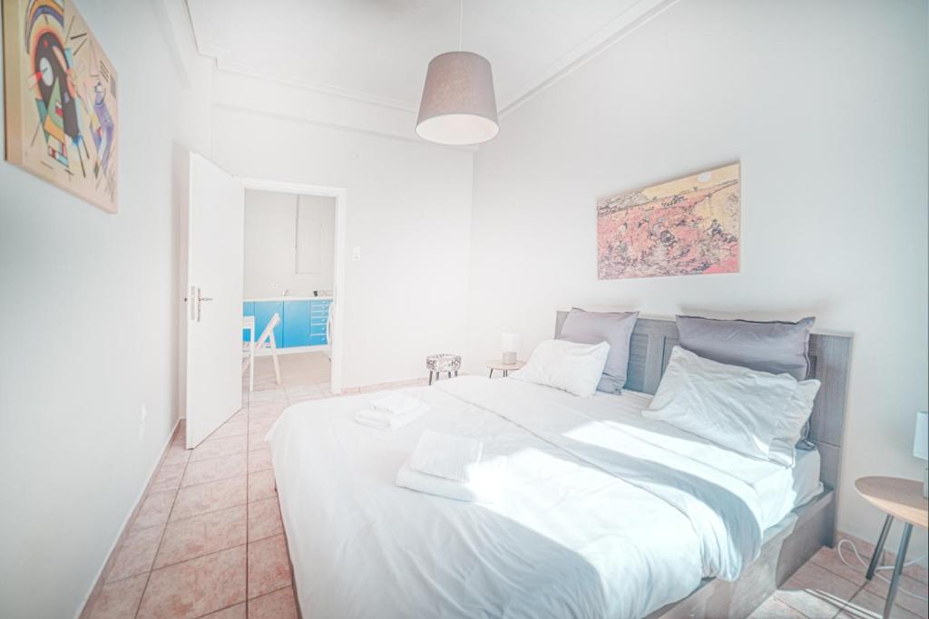 Fix Apartment, Athens