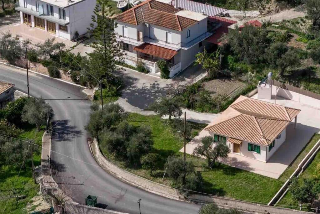 Loxas House, individual and fully equipped house photo 2