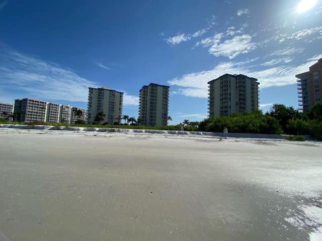 Estero Beach and Tennis