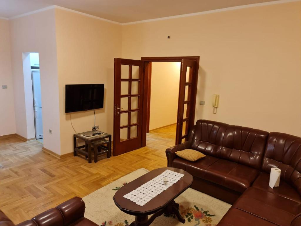 City center apartment photo 3