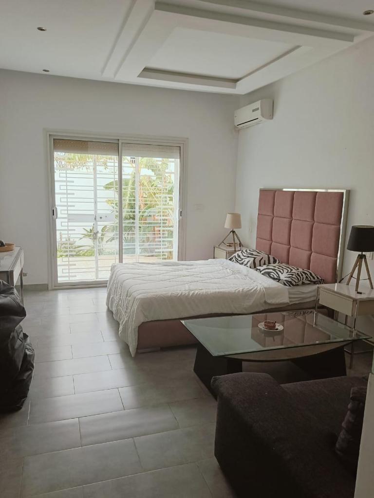 Amazing villa next to the beach photo 1