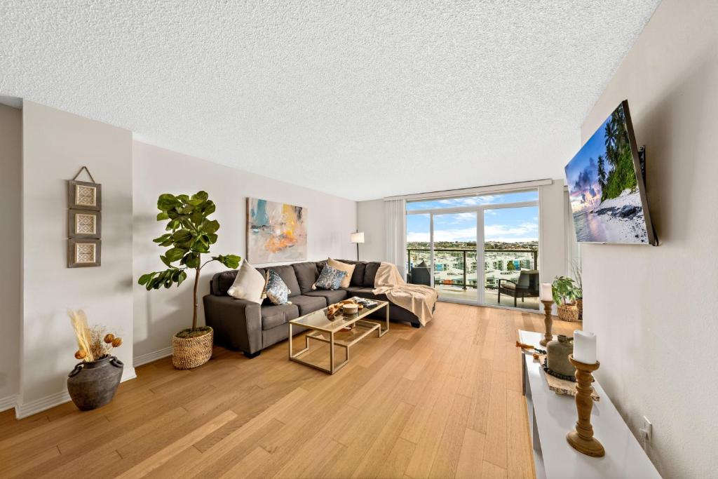 Marina appartement with beach view image