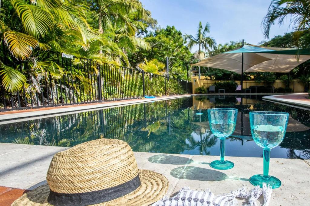 Byron Bliss Retreat