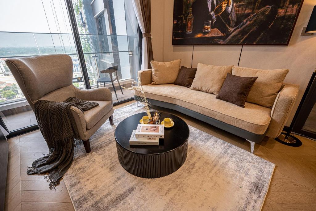 Raymond holm apartment in Thao Dien E21