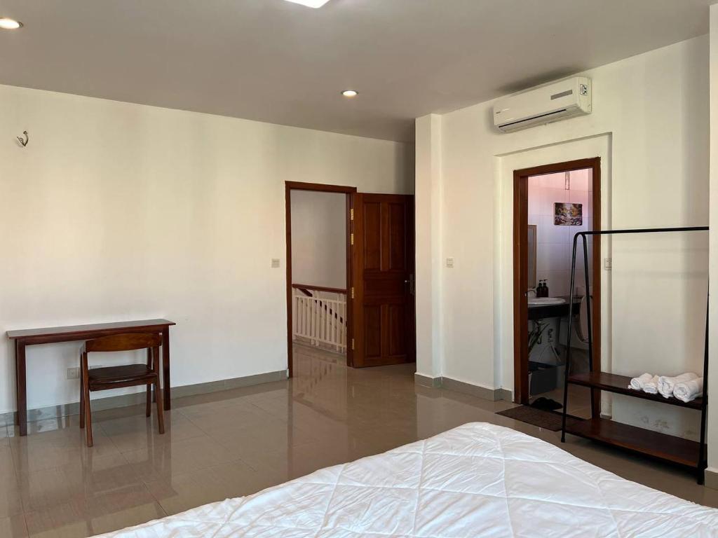 D32 Homestay near airport Behind Brown coffee airport photo 3