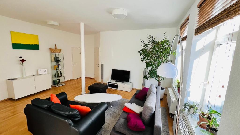 Großes und helles Innenstadt Apartment - Ferienwohnung photo 4