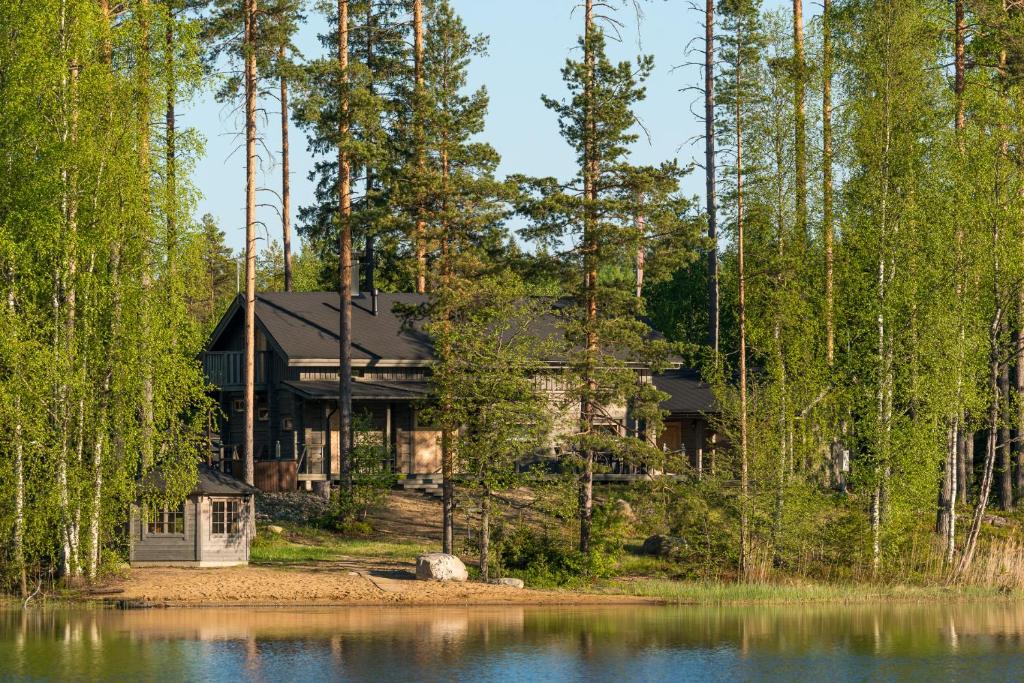 Beautiful lakeside Villa Vetojärvi photo 1