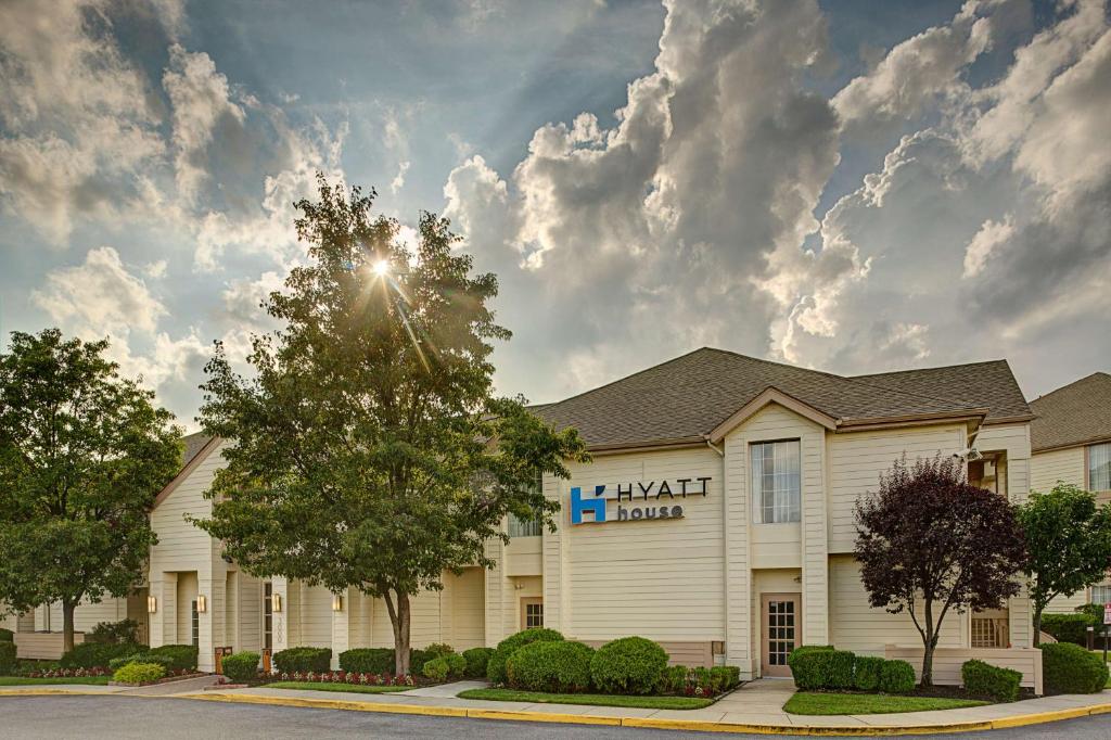 HYATT house Mt. Laurel image