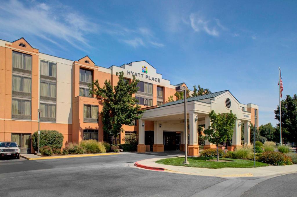Hyatt Place Boise/Towne Square image