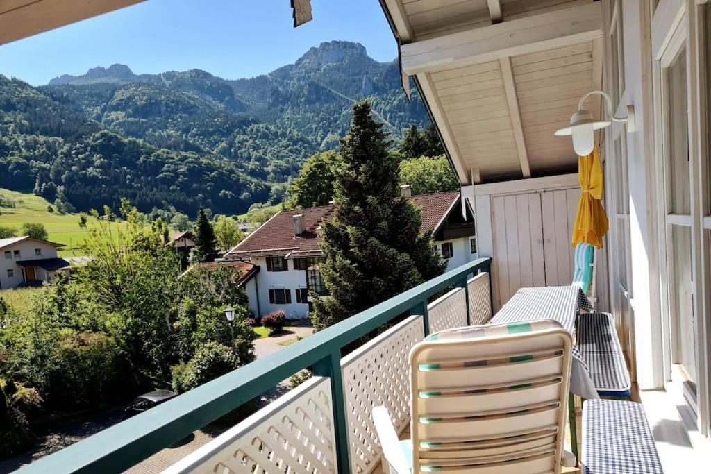 Bergblick am Kaminfeuer