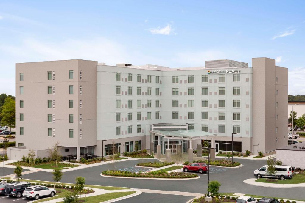 Hyatt Place Virginia Beach Town Center image