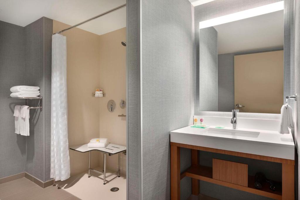 Hyatt Place Virginia Beach Town Center photo 4