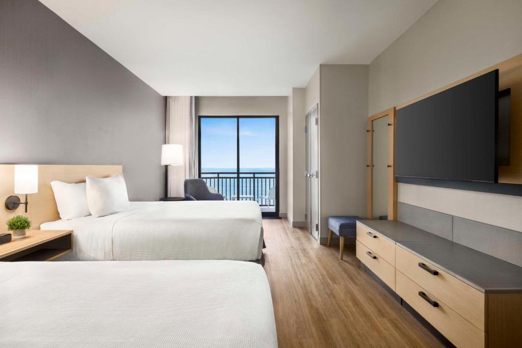 Hyatt Place Virginia Beach Oceanfront photo 3