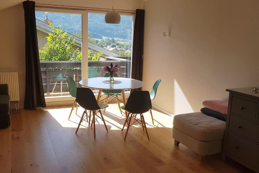 Moderne Ferienwohnung mit großem Balkon photo 2