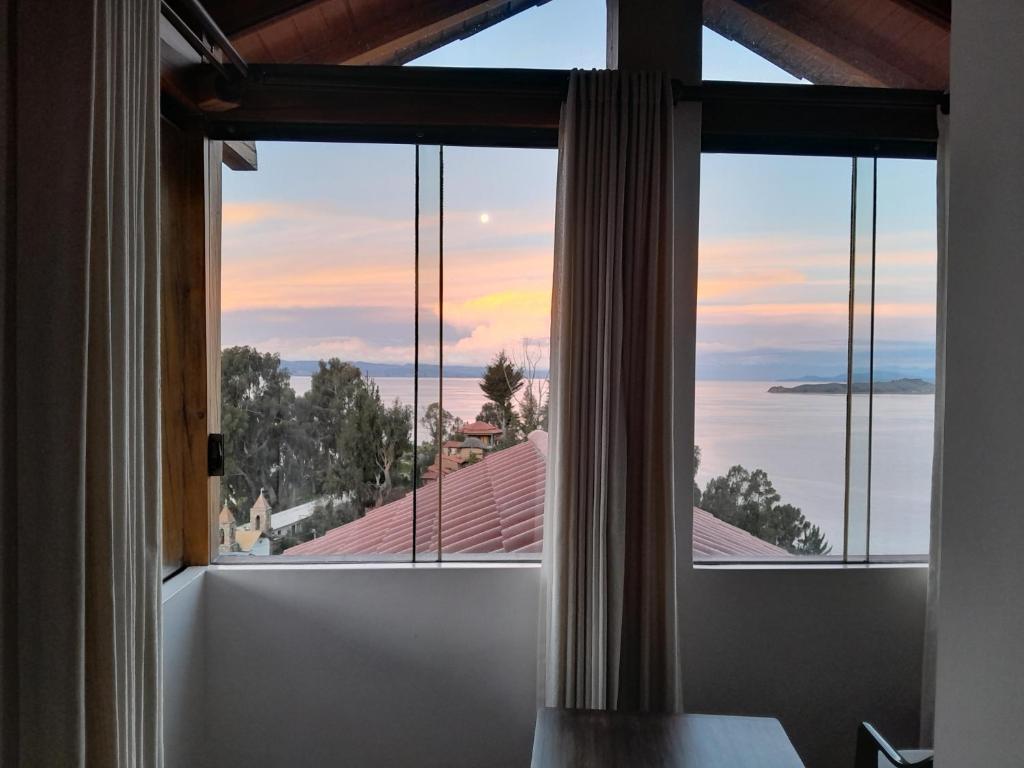 CASA DE LA LUNA-Isla del sol Bolivia photo 4