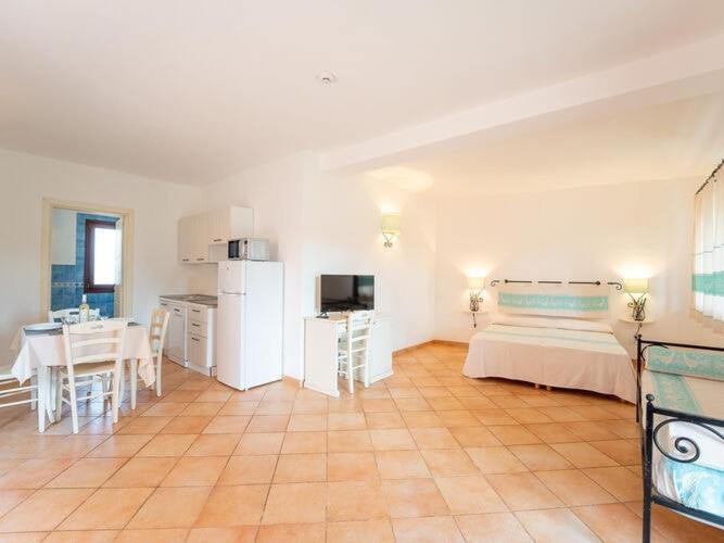 Apartments with shared pool, Vignola Mare Aglientu photo 3