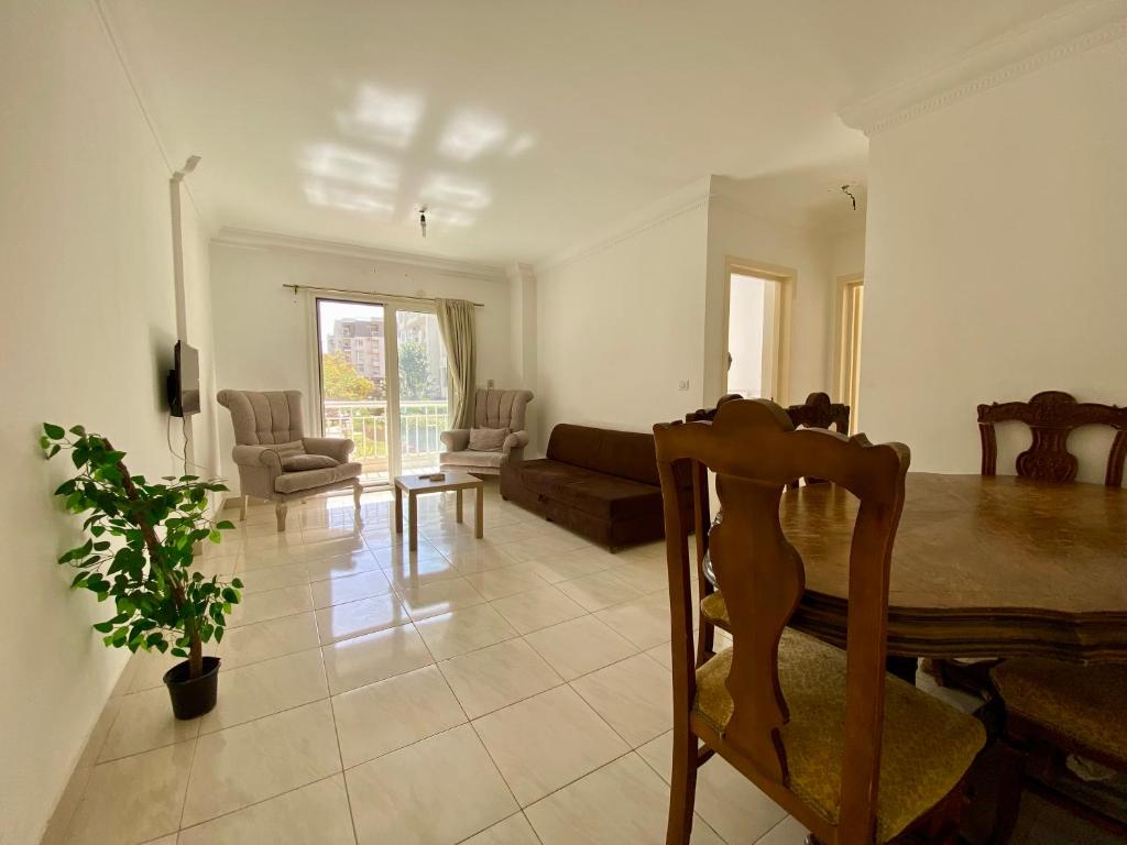 Cozy Home in Modern Egypt photo 1