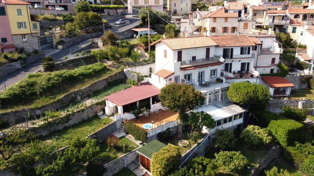 Fuga dalla Città con Meravigliosa Vista e Terrazzi photo 3