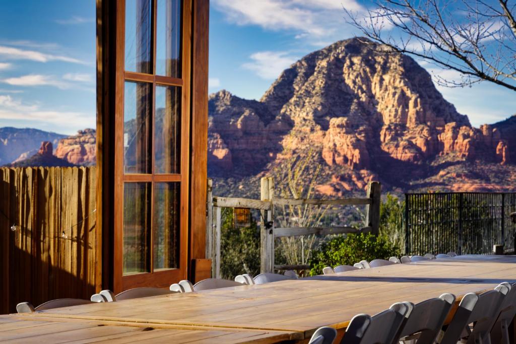 Sky Ranch Lodge image