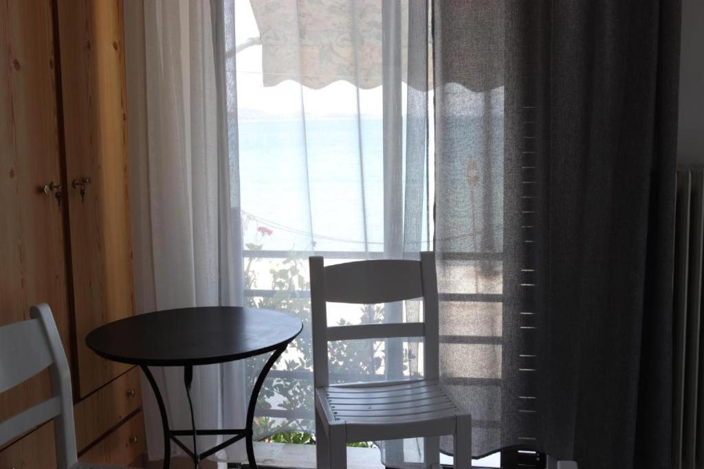 Papas Studios On the Seafront photo 2