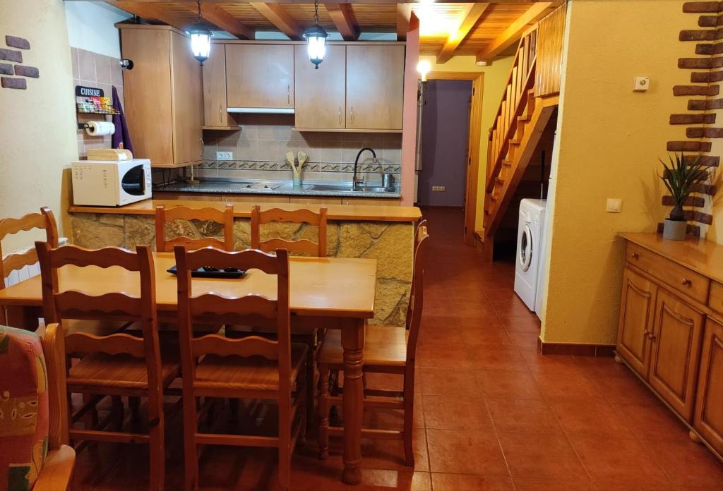 CASA RURAL LA SERROTA photo 2