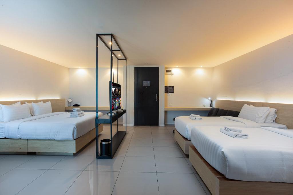 BOOK Design Hotel - Tap to explore photos