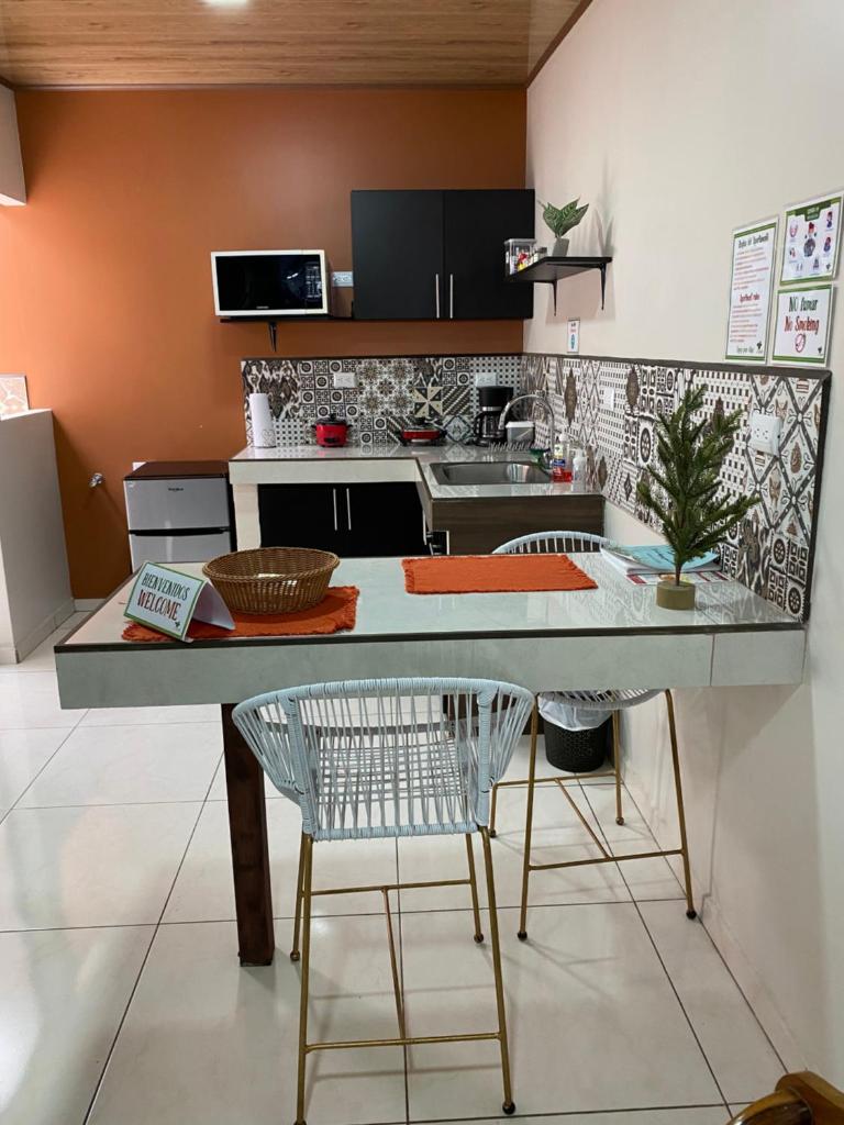 Apartamentos H Gonzalez. Wifi A/C free parking photo 3