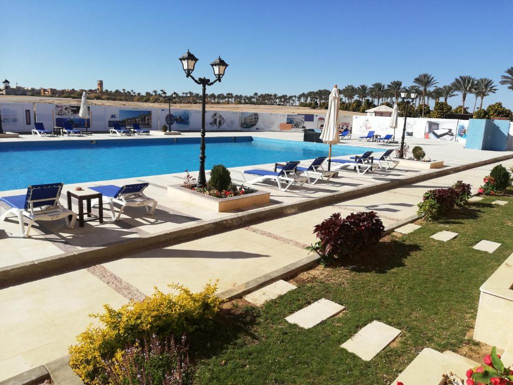 Holiday Dream port Ghalib