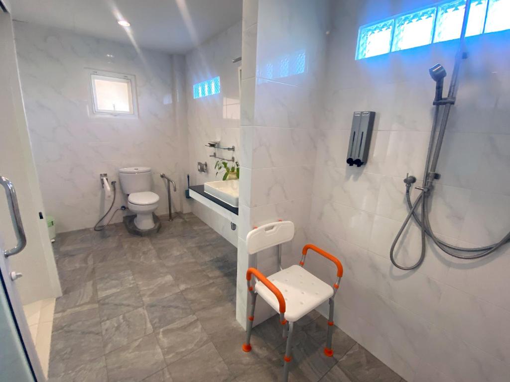 Chang Noi Hua Hin Pranburi fully accessible barrierefrei resort photo 1