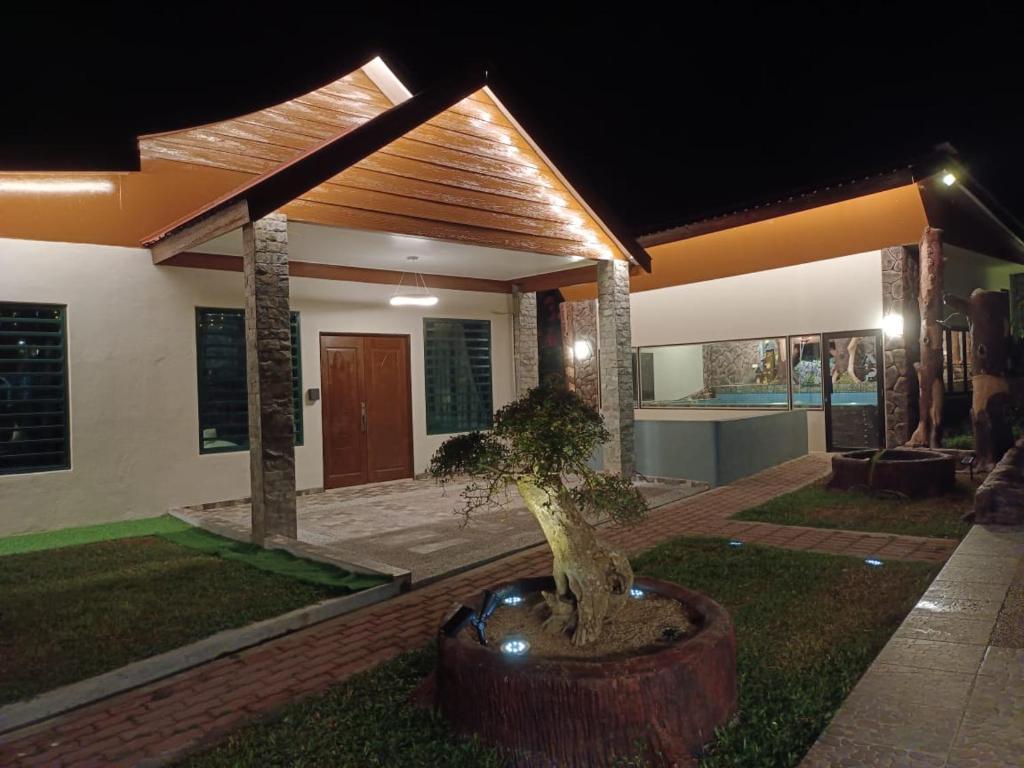 Lubuk Private Villa Langkawi with Jacuzzi Pool