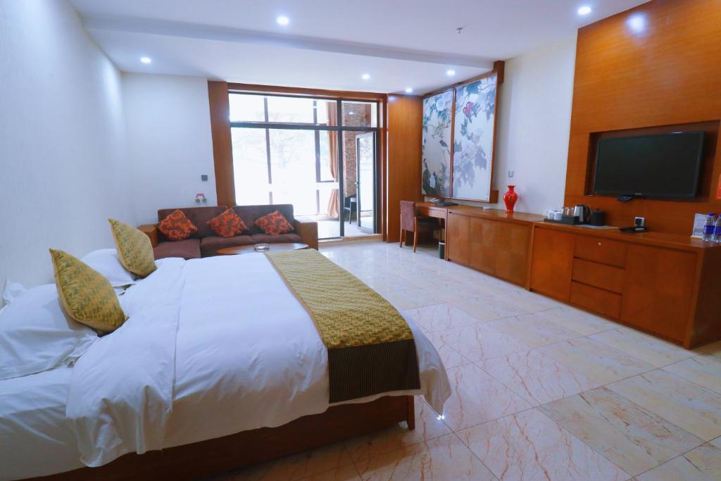 Rainbow Valley Hot Spring Hotel photo 4