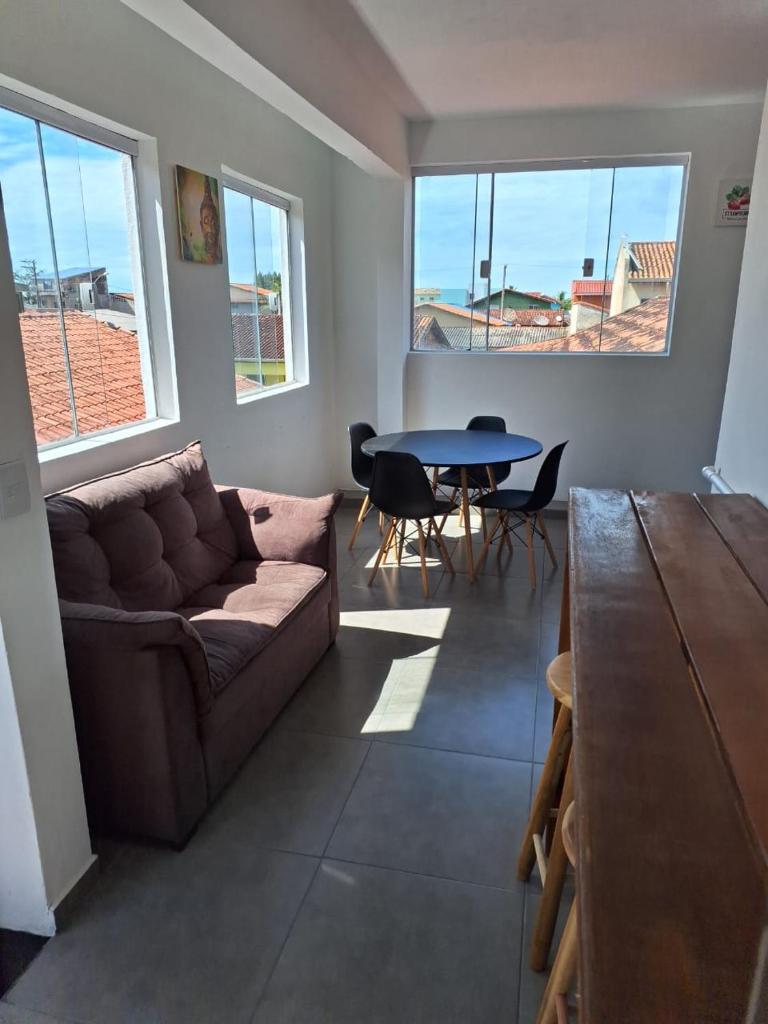 Chapéu de Sol - Área Gourmet, TV, Internet, Roupas de Cama e Banho, Jardim, Horta e Pomar