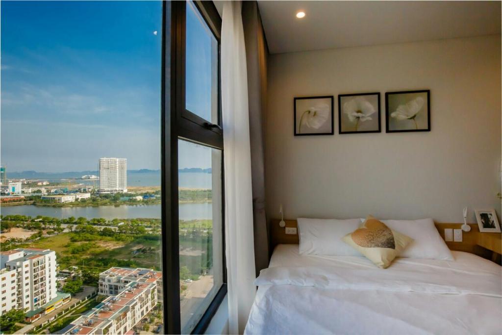 May house - cozy apartment at Greenbay Garden Hạ Long - frontbeach & seaview