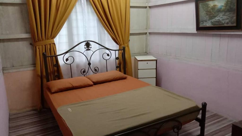 Homestay Bonda Azizah 11-13pax