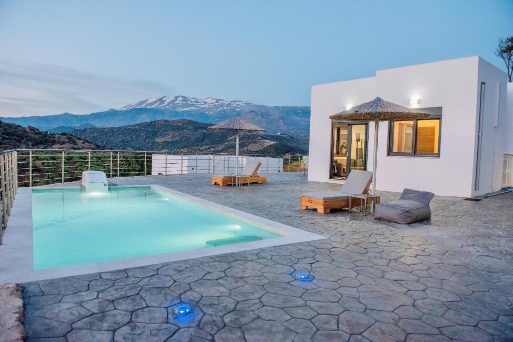 ELIA Boutique Villas