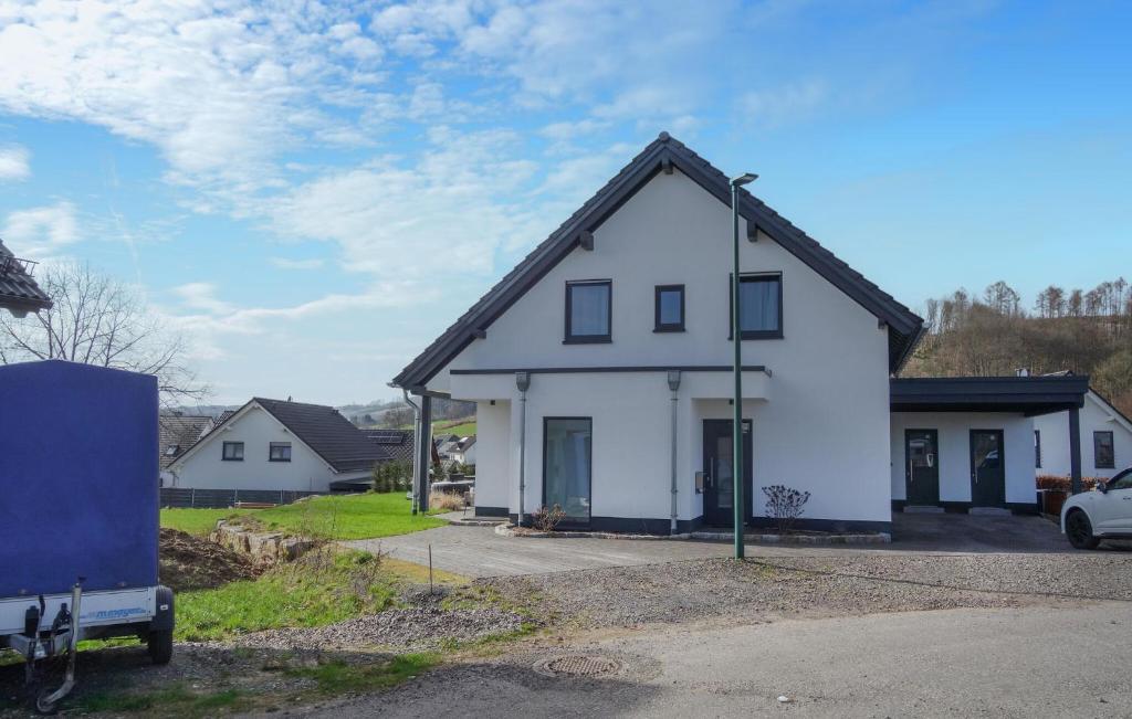 2 Bedroom Stunning Apartment In Attendorn photo 2