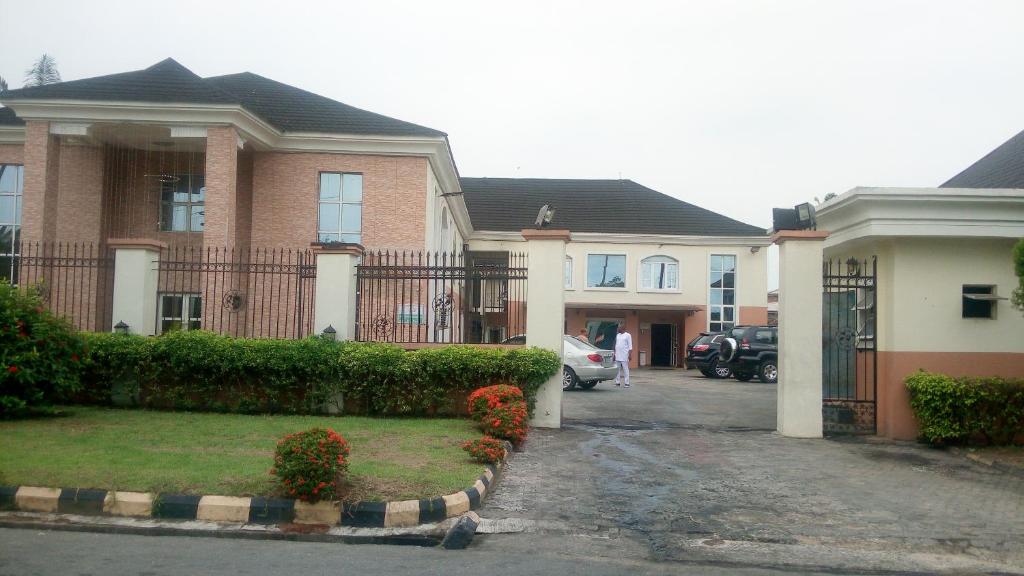 Petesville Hotel Limited