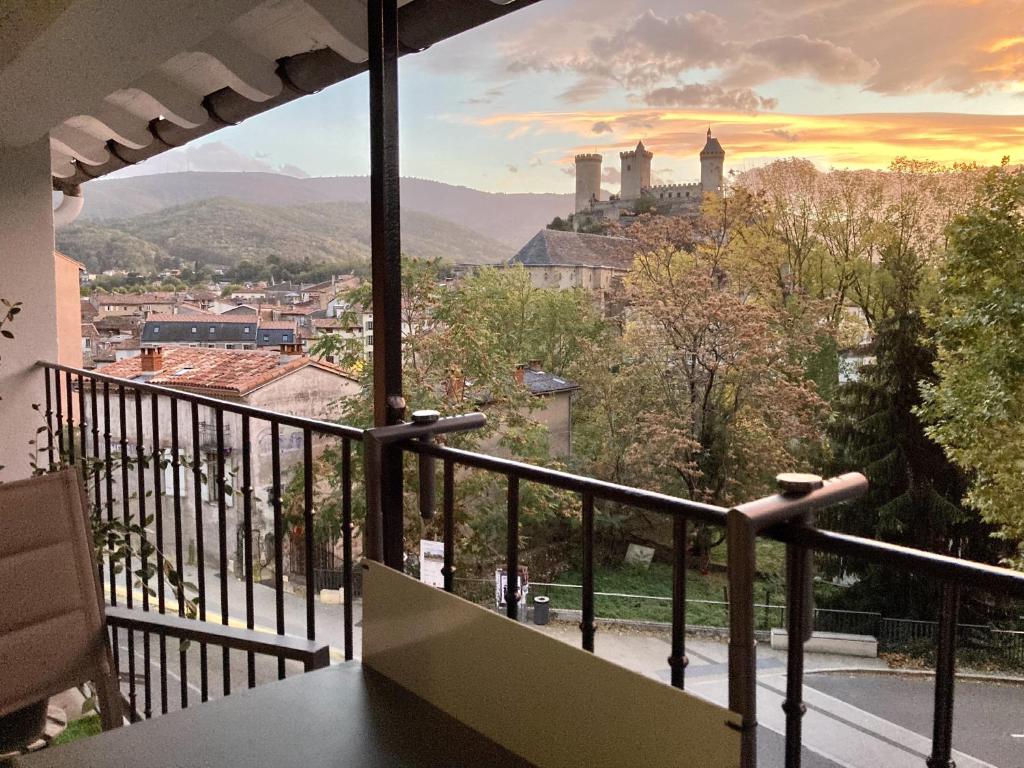 Studio Le Roof - Une vue splendide - Petit déjeuner inclus 1ère nuit - AUX 4 LOGIS photo 1