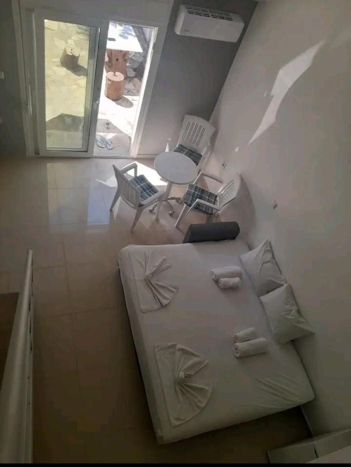Elvi Apartment 3 photo 2