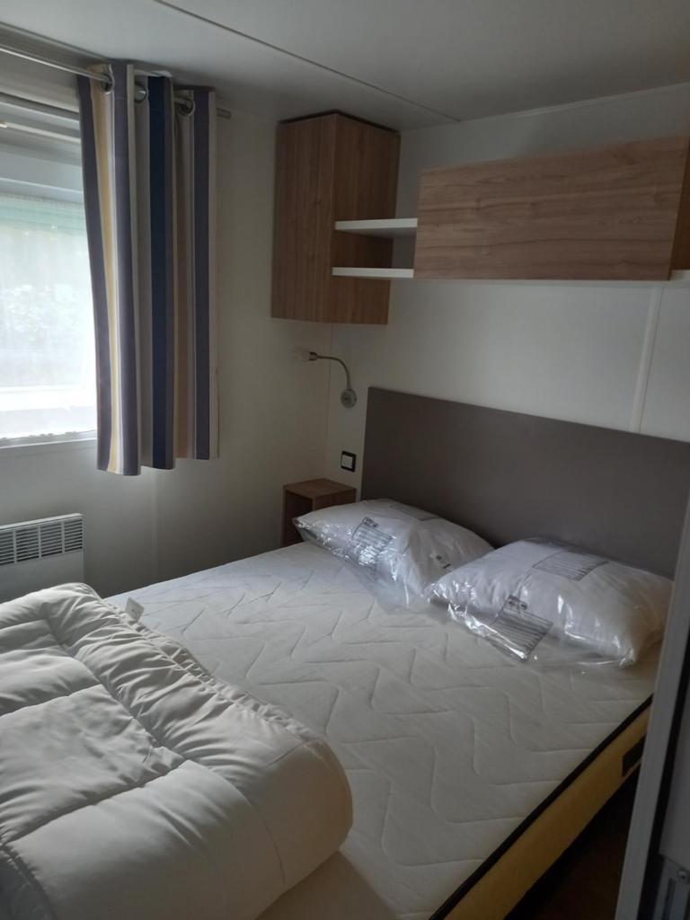 Mobil home 6-8 personnes Camping de la Coulumière 3 étoiles photo 3
