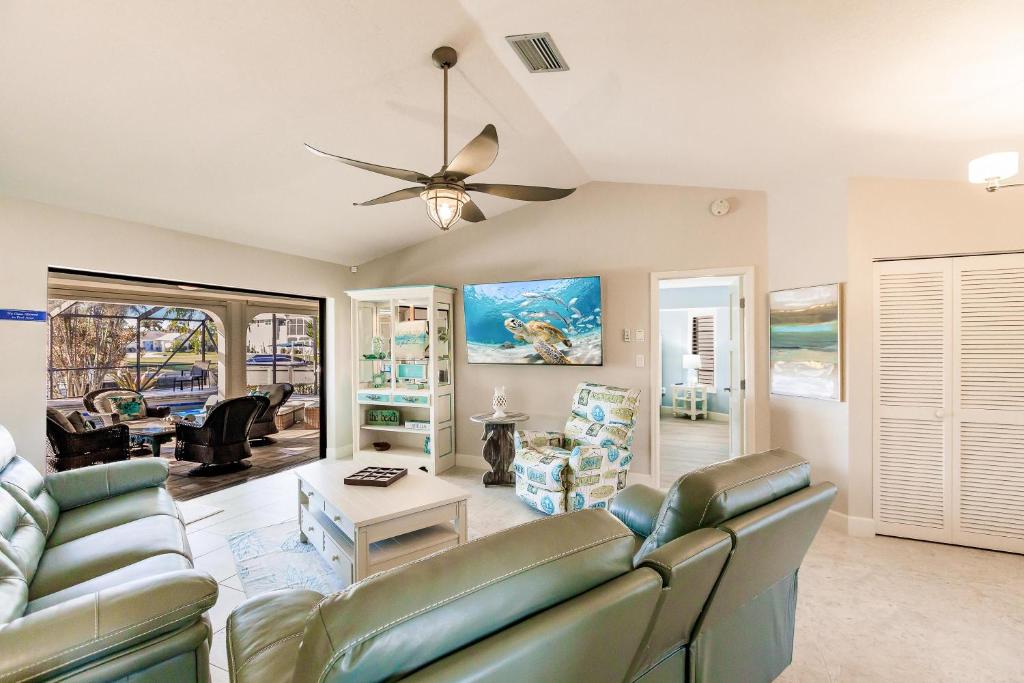 4-bed Serenity Punta Gorda Retreat! photo 3