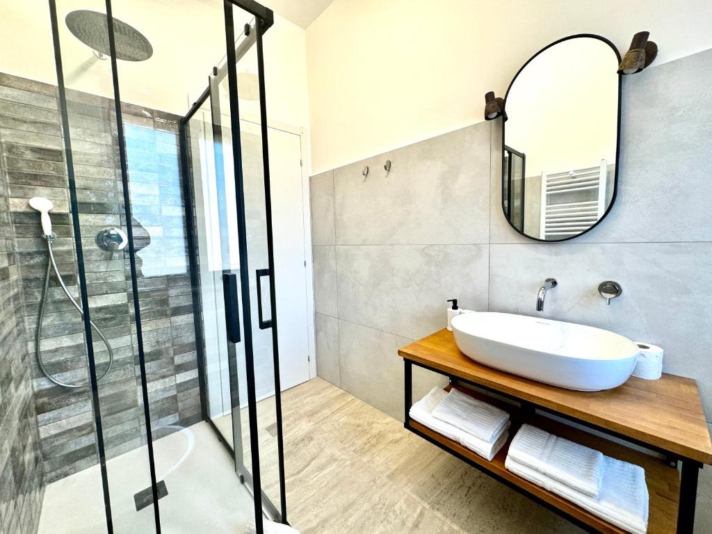 Doina Guest House Room Type - Deluxe Double Room