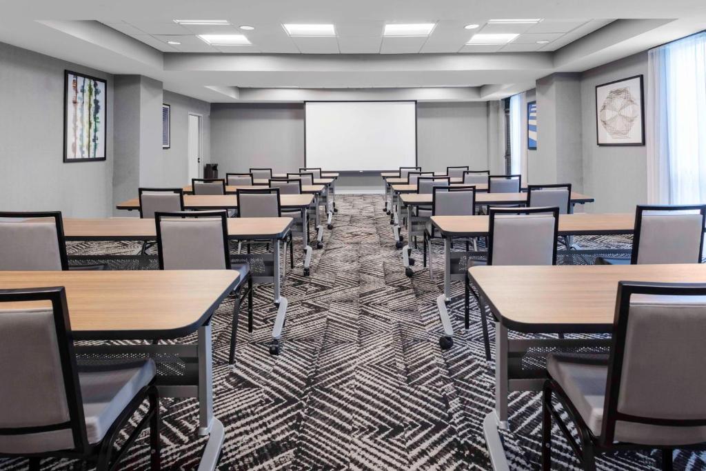 Hyatt Place-Dallas/Arlington photo 1